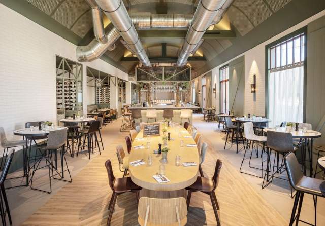 Table du Grand Pavillon à Chantilly - Hôtel 4 étoiles Chantilly  