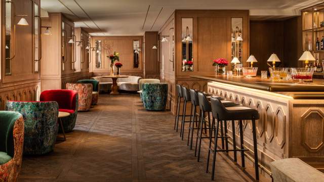 Bar at Grand Pavillon in Chantilly - 4-star Hotel Chantilly  